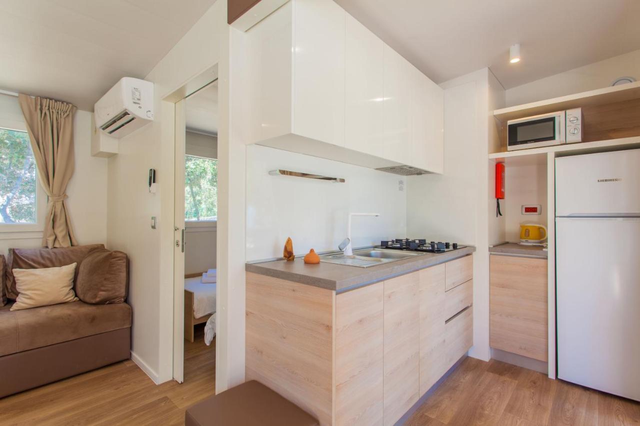 Mobile Homes Delta Marine At Campsite Lopari Нерезине Екстериор снимка